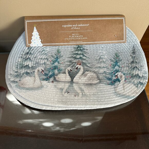 NWT 2025 Cupcakes and Cashmere set of 4 Oval Placemats Christmas Swimming Swans - Picture 1 of 3